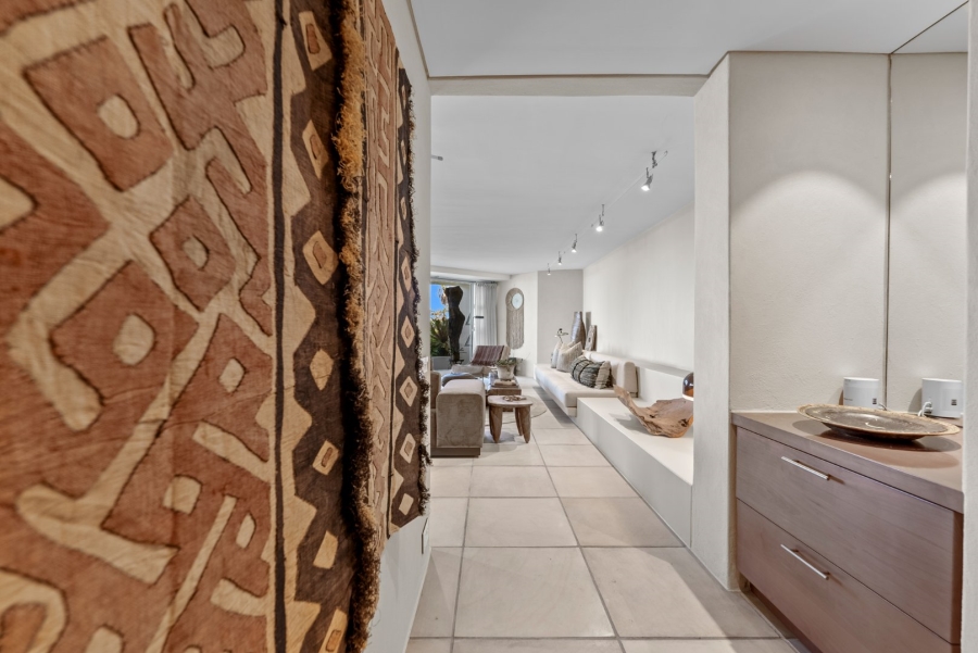 To Let 3 Bedroom Property for Rent in Bantry Bay Western Cape